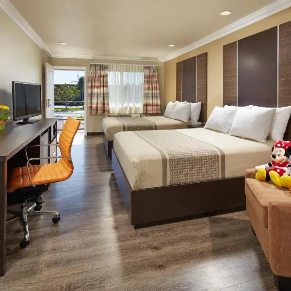 Eden Roc Inn & Suites near the Maingate, ξενοδοχείο στο Άναχαϊμ