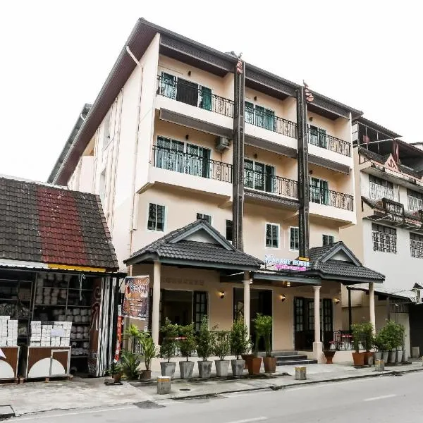 Canary House Rachawong คานารี่ เฮ้าส์ ราชวงศ์, hotel in Chiang Mai