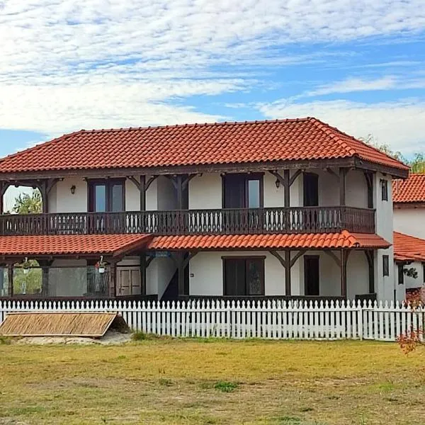 Casa Pescareasca - Complex Plaja Golf, hotell sihtkohas Corbu