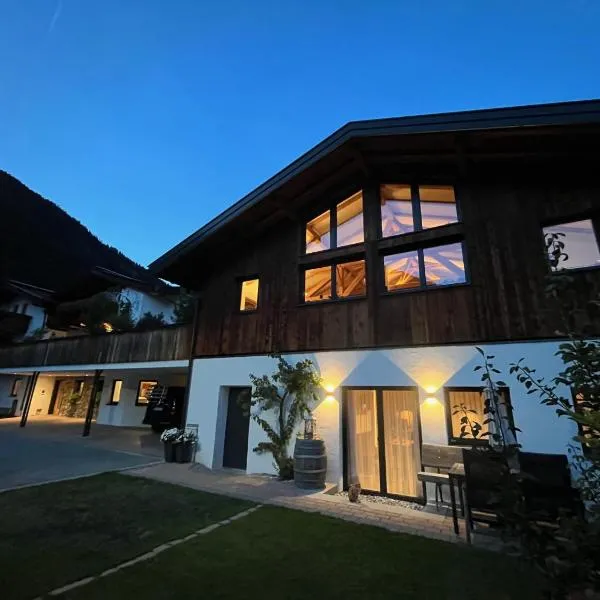 Ferienhaus Ragg, hotel v destinaci Kaunertal
