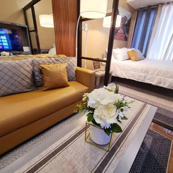 Staycation by Ness in Ayala Makati, hotel in Manila
