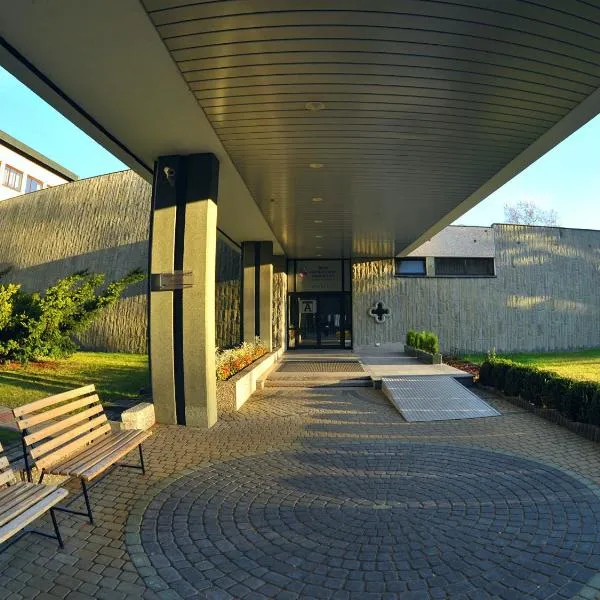 Dobre Miejsce Dom Rekolekcyjny, hotel in Warsaw