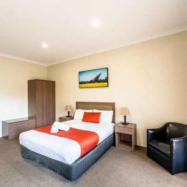 Parkes International, hotell sihtkohas Parkes