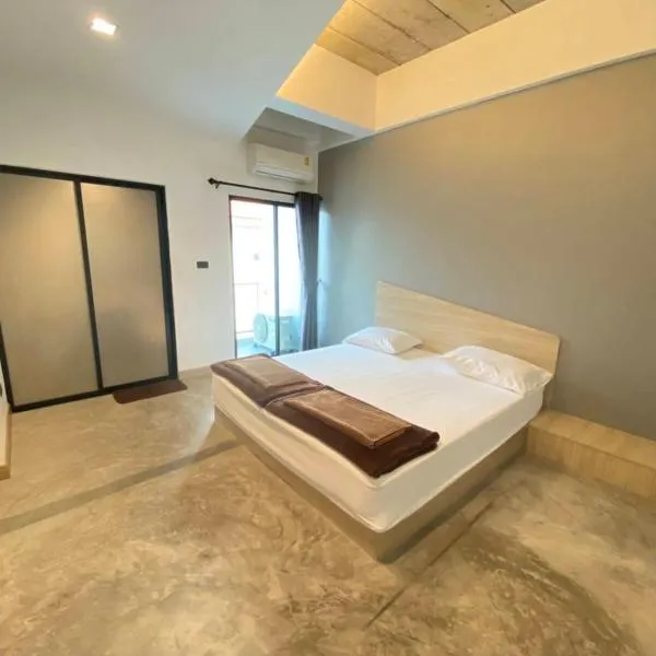 Newman hotel – hotel w mieście Ban Khlong Ha