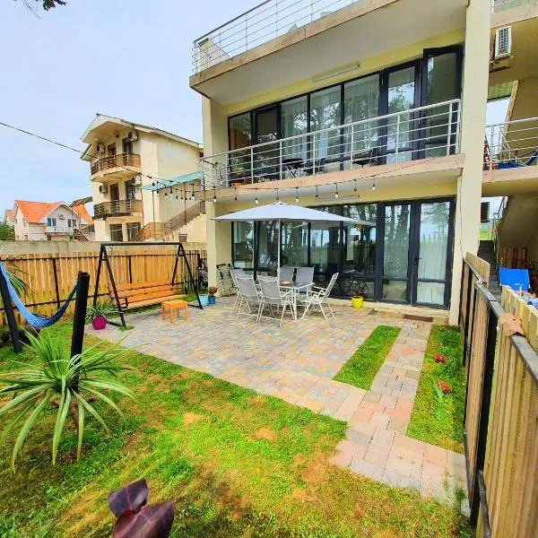 beachfront apartments ,,kapro-one,,, hotell sihtkohas Ureki