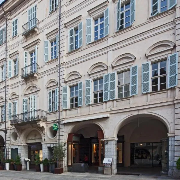 Hotel Palazzo Lovera, отель в городе Кунео