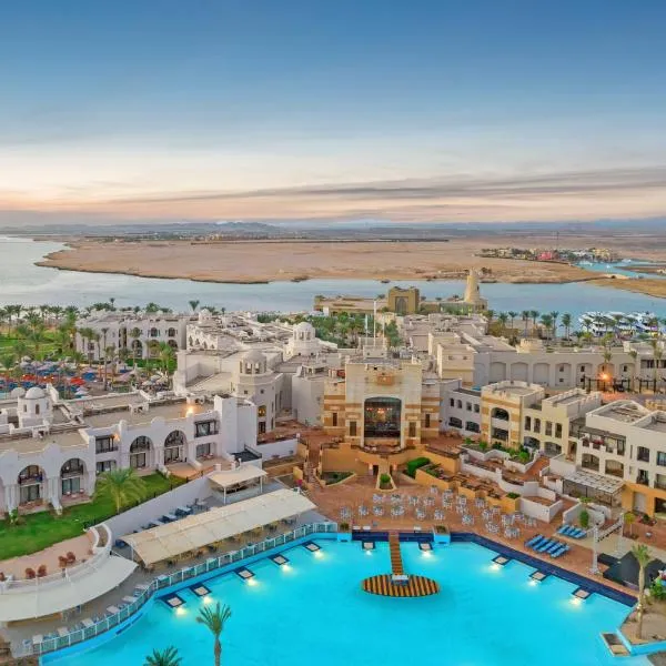 Pickalbatros Sands Port Ghalib, hotel in Port Ghalib
