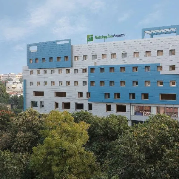 Holiday Inn Express Hyderabad Banjara Hills by IHG, hotel in Hyderabad