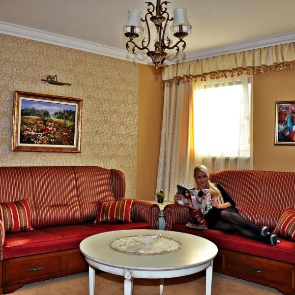 Hotel Villa Classica, hotell sihtkohas Pápa