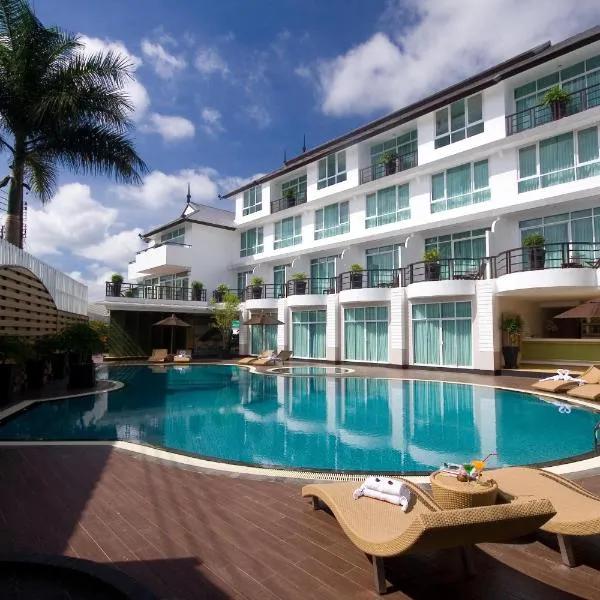 A-Te Chumphon Hotel - SHA Plus，位于春蓬的酒店