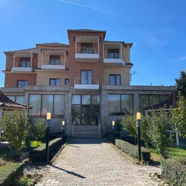 Hotel Paradise, hotel em Bilisht