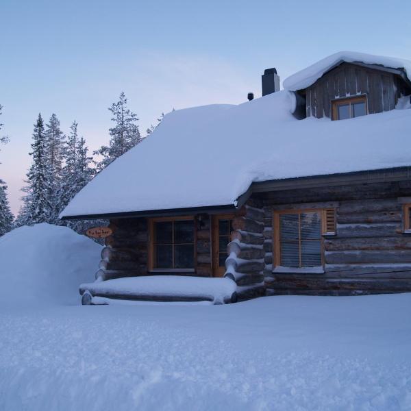 Far And Away Cabin