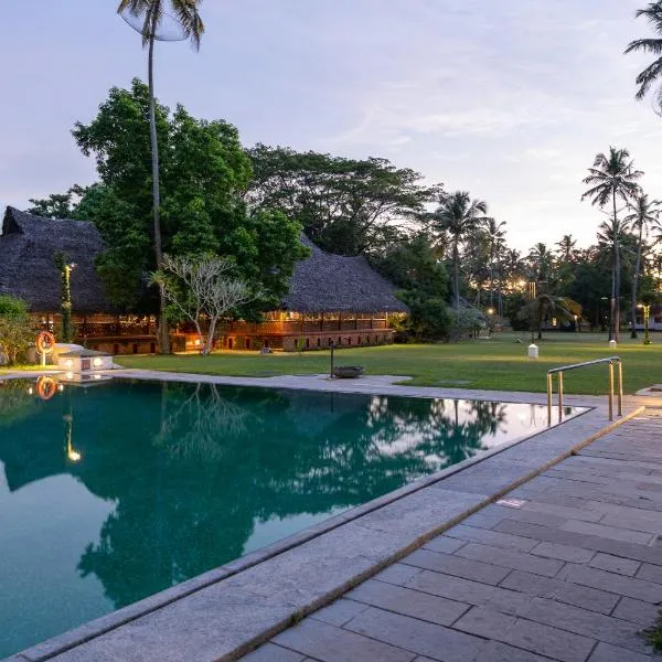 Marari Beach Resort Alleppey - A CGH Earth Experience, hotel in Alleppey