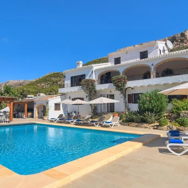 Sunset Villa Javea with private pool, tennis and padel court, hotel in Jávea