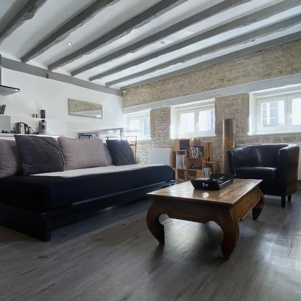 Wood Stone and Wine, Hotel in Beaune