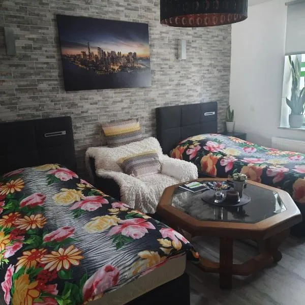 Joys Ferienwohnung, hotel v destinaci Oberhausen