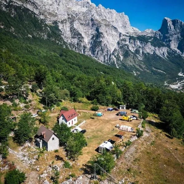 Guesthouse Freskia, hotel in Theth