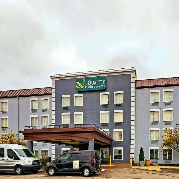 Quality Inn & Suites CVG Airport, hôtel à Erlanger
