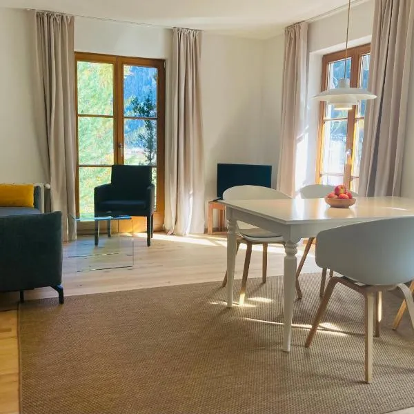 s Lois Schönes Apartment im Kaunertal, hotel di Kaunertal