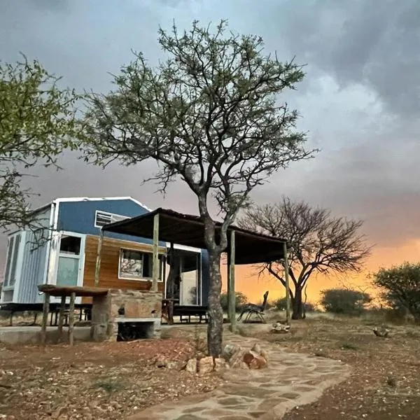 BellaTiny, Tiny House & Gypsy Wagon, hôtel à Ondekaremba