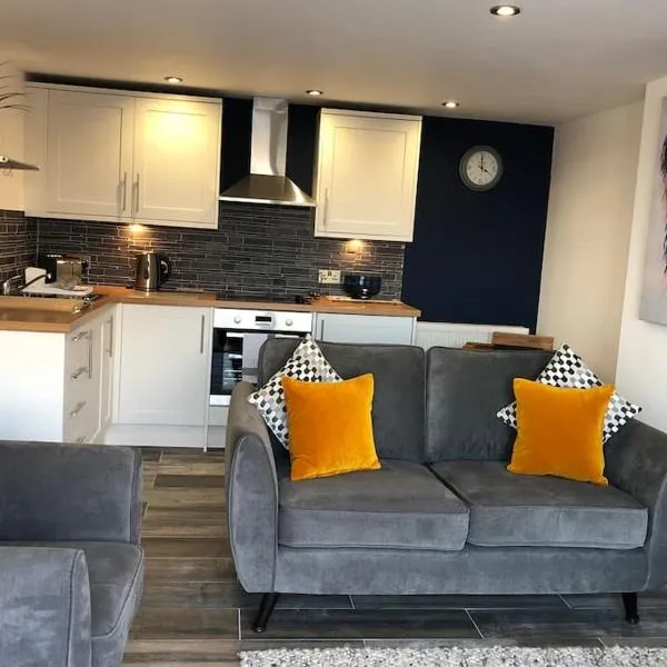 Mumbles - Modern Apartment with panoramic sea views, hotel di Oystermouth