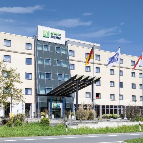 Holiday Inn Express Frankfurt Airport, an IHG Hotel