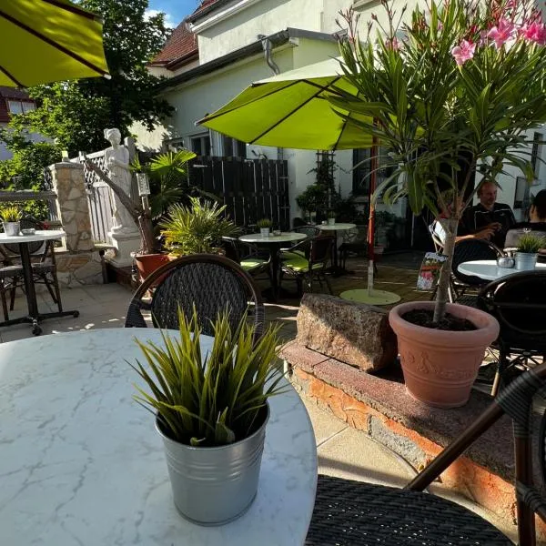 Gästehaus Lena, hotel di Mudau