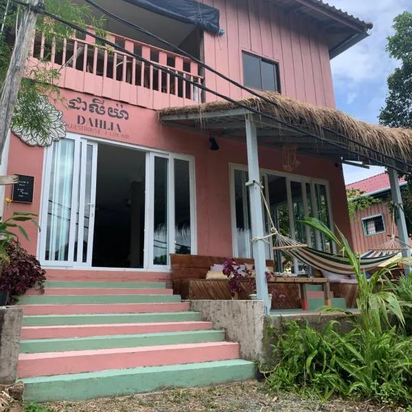 DAHLIA Guesthouse, hotel v mestu Koh Rong Sanloem