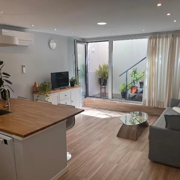 Modern Studio by the Airport-IFEMA – hotel w Madrycie