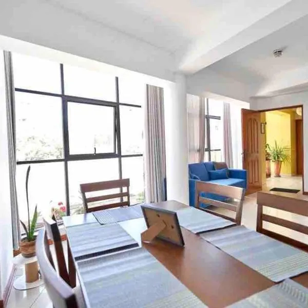 A 3 Cdras del Centro histórico, Amplio y en Piso 2, Hotel in Trujillo