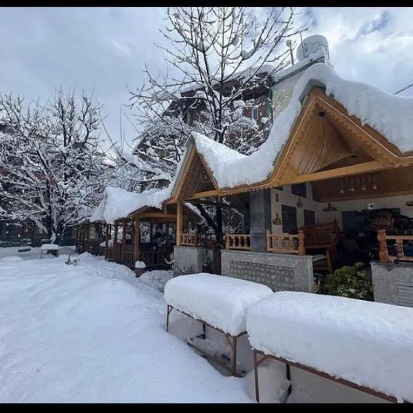 Purnima Little Italy, hotel in Manāli