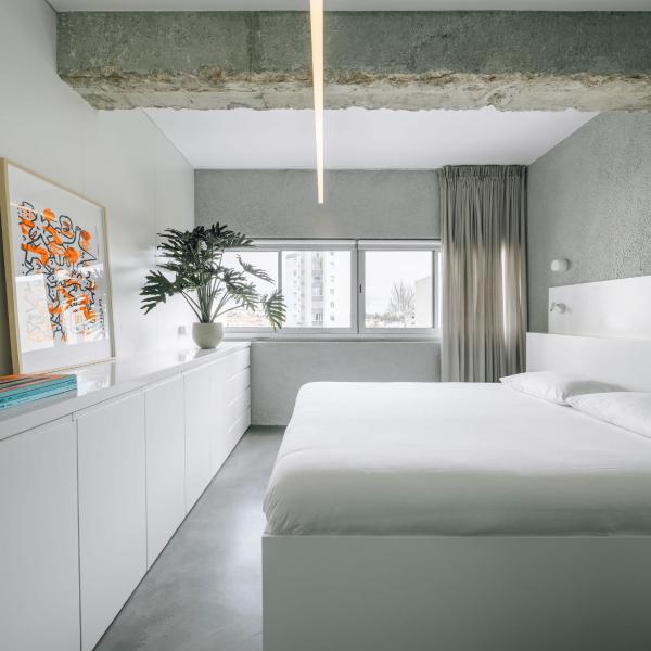 Luz Apartment by Olala Homes