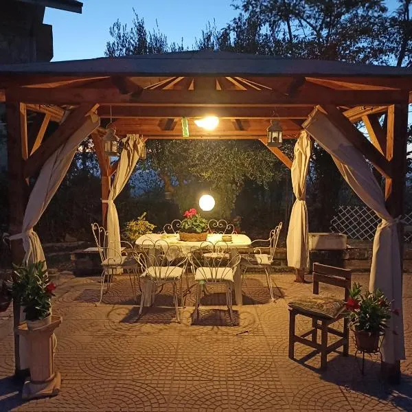 B&B LA BOUGANVILLE, ξενοδοχείο σε Spoltore