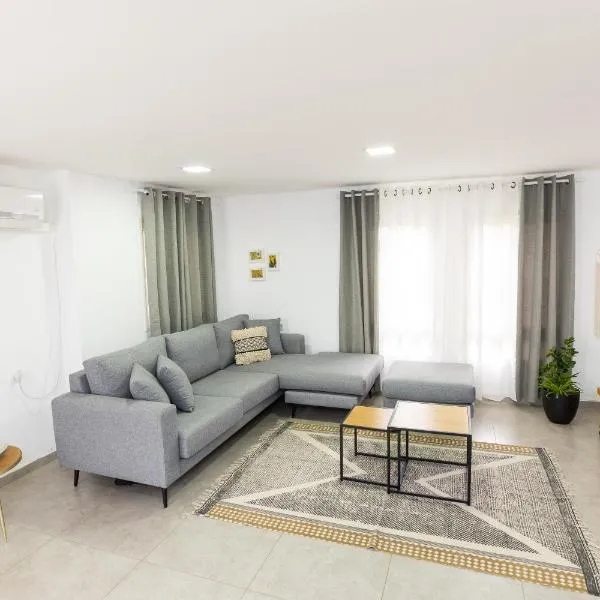 אירוח פינת חן, ξενοδοχείο σε Ramot Naftali