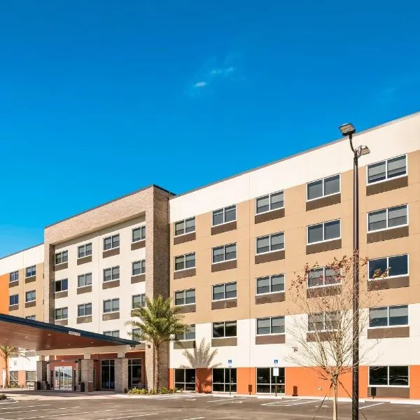 Holiday Inn Express & Suites Jacksonville - Town Center by IHG, hotel in Jacksonville