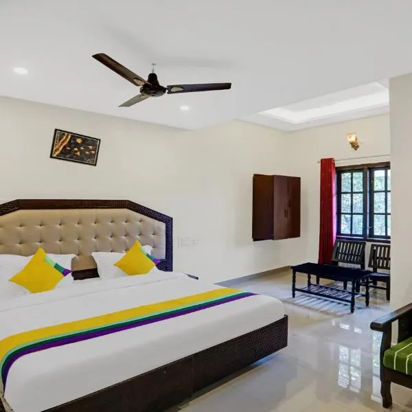 Itsy Hotels Regalia Grand, 500 Mtrs From Madikeri Fort, hotel di Madikeri
