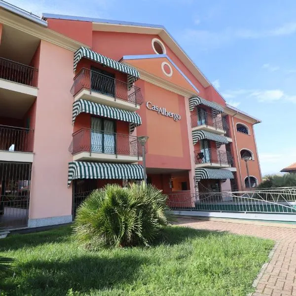 CasAlbergo - Superior Lake Apartments by LVG Hotel Collection, hotel in Castelletto sopra Ticino