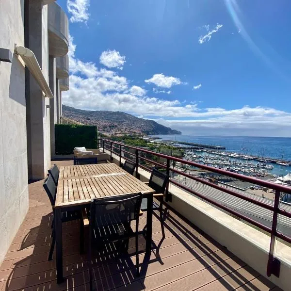 Rooftop Marina ll by Madeira Best Apartments, hotel in Funchal