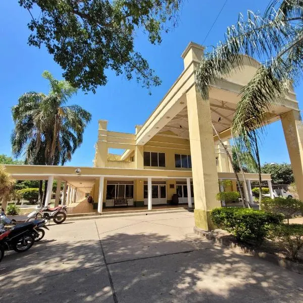 Hotel Pórtico Norte, khách sạn ở Tartagal