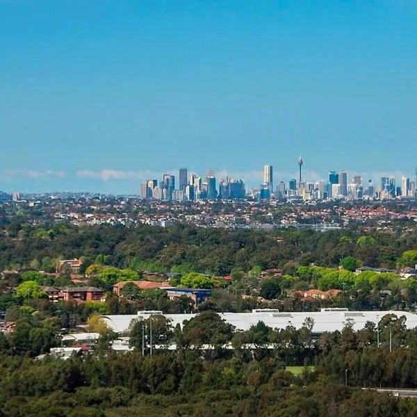 Panoramic City View 3bed2bath condo Wi-Fi Parking, hotel din Sydney