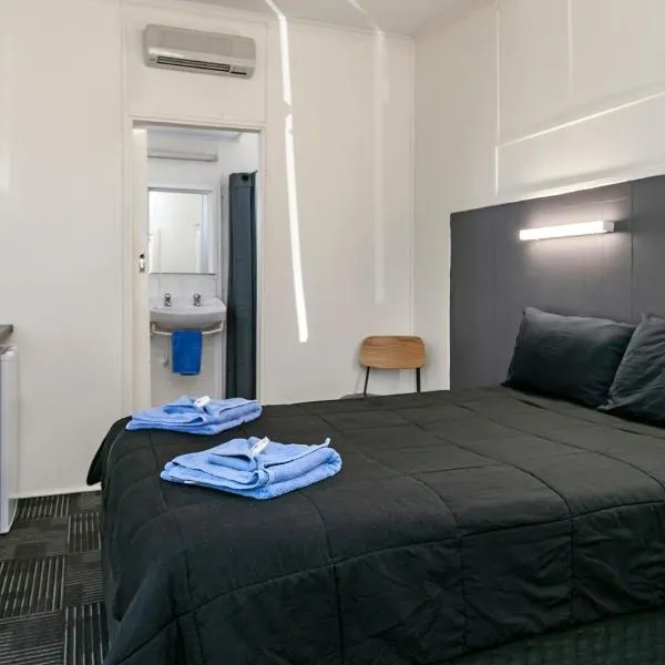 Tinman Roadhouse, hotel in Napperby