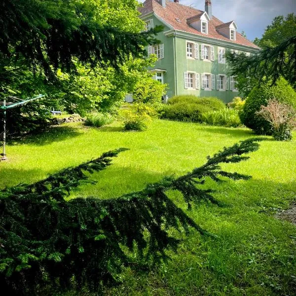 A l'Ombre des tilleuls, Hotel in Husseren-Wesserling