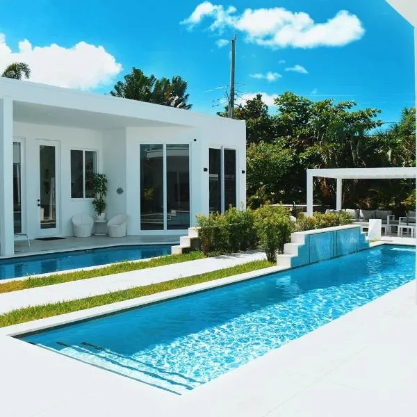 Men only clothing option guesthouse near Wilton Manors、フォート・ローダーデールのホテル