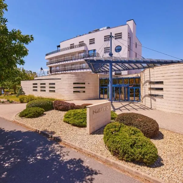 Vital Hotel Nautis, hotel v destinaci Gárdony