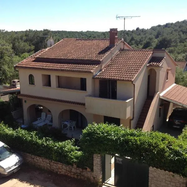 Apartments Marisa, viešbutis mieste Mali Lošinis
