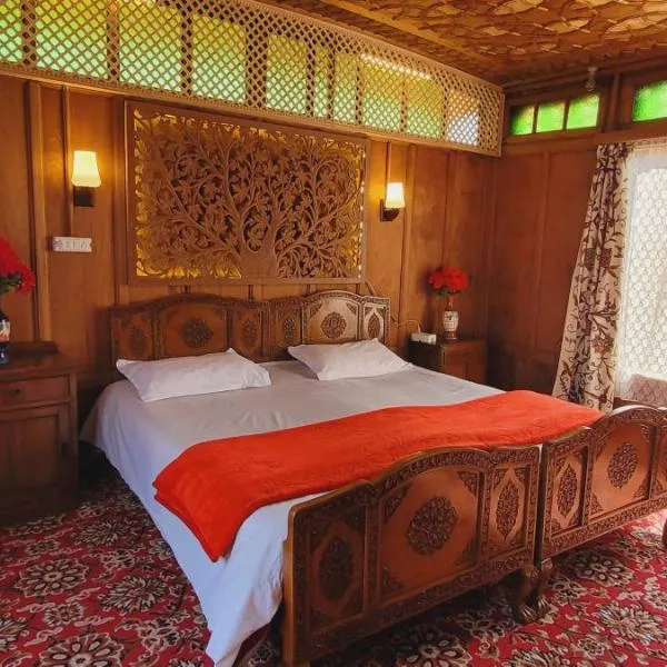 Lily Of The World Houseboat, hotel v destinaci Šrínagar