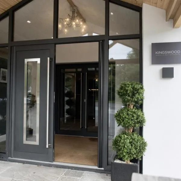 The Kingswood, hótel í St Austell