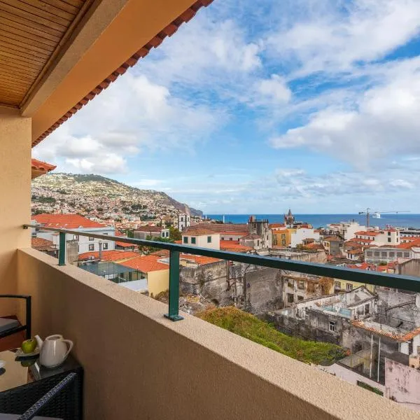 Casa Sta Clara by An Island Apart, hotel ve Funchalu