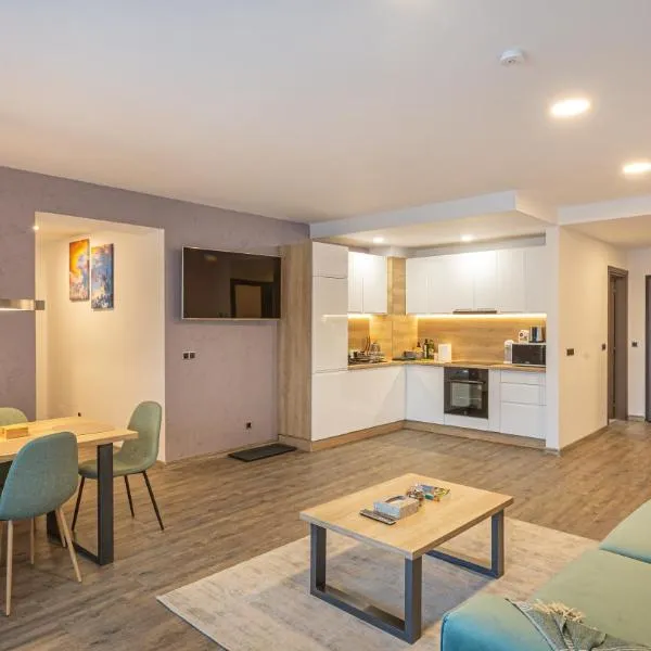 Charming family condo in Silver Mountain, hotell sihtkohas Poiana Brașov