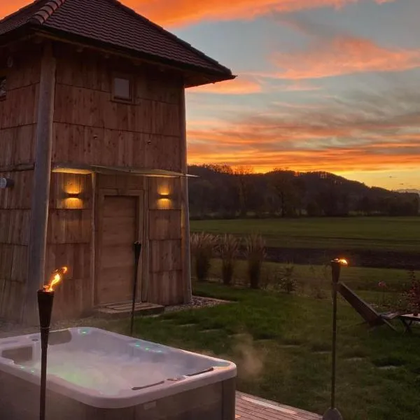 Hiska Ulala, ξενοδοχείο σε Dob